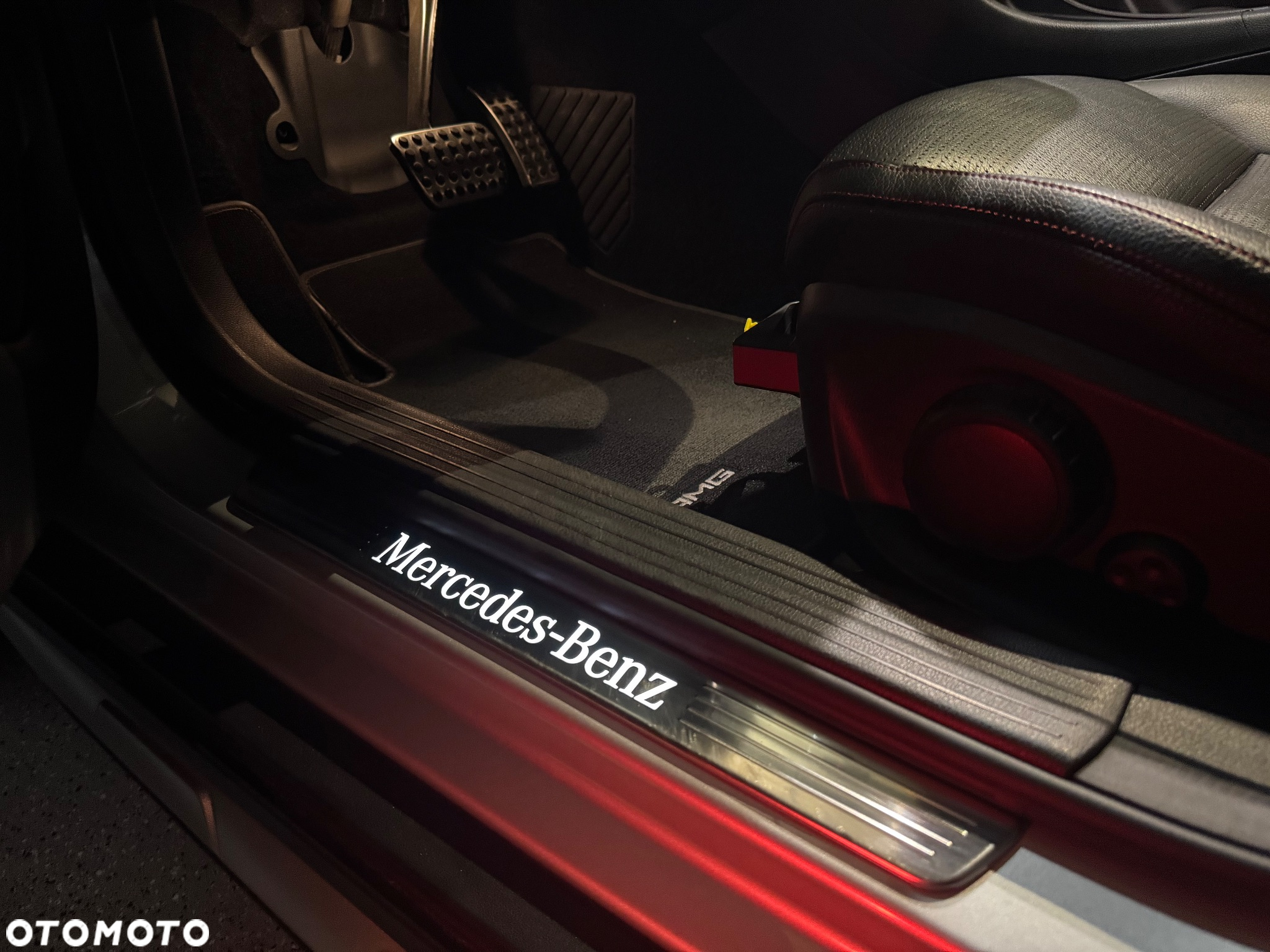 Mercedes-Benz GLA 250 4-Matic - 20