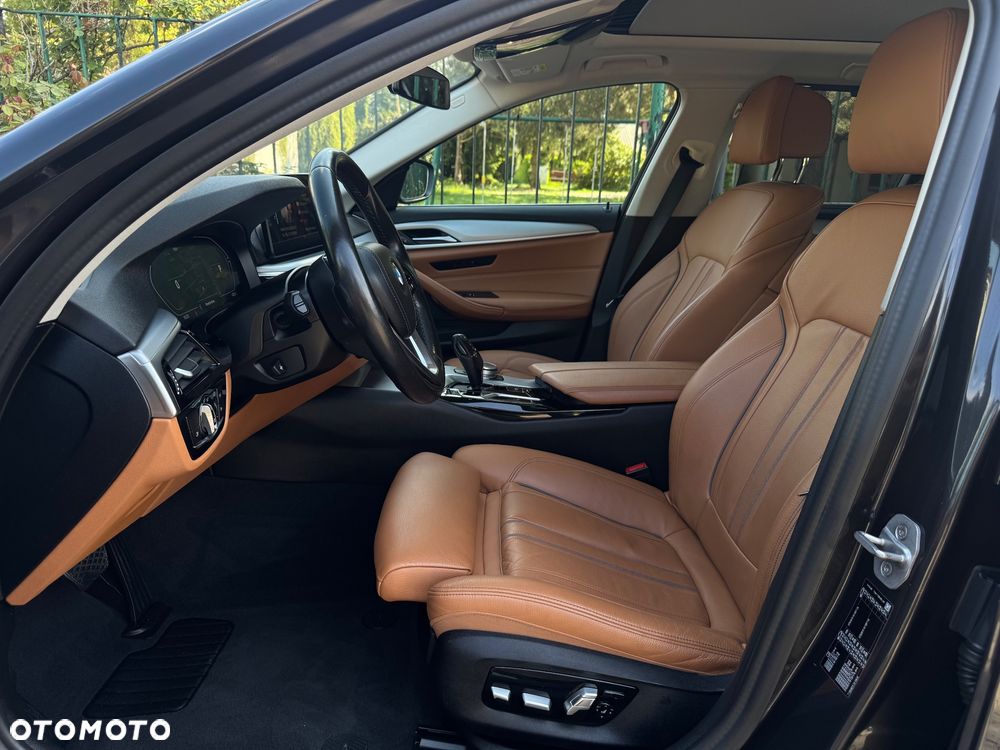 BMW Seria 5 520i Sport Line - 5