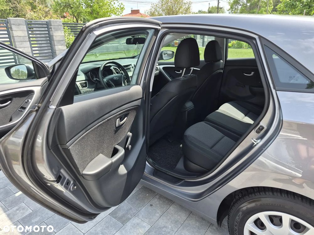 Hyundai i30 1.6 CRDI Trend - 24