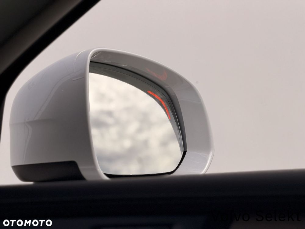 Volvo XC 90 - 9