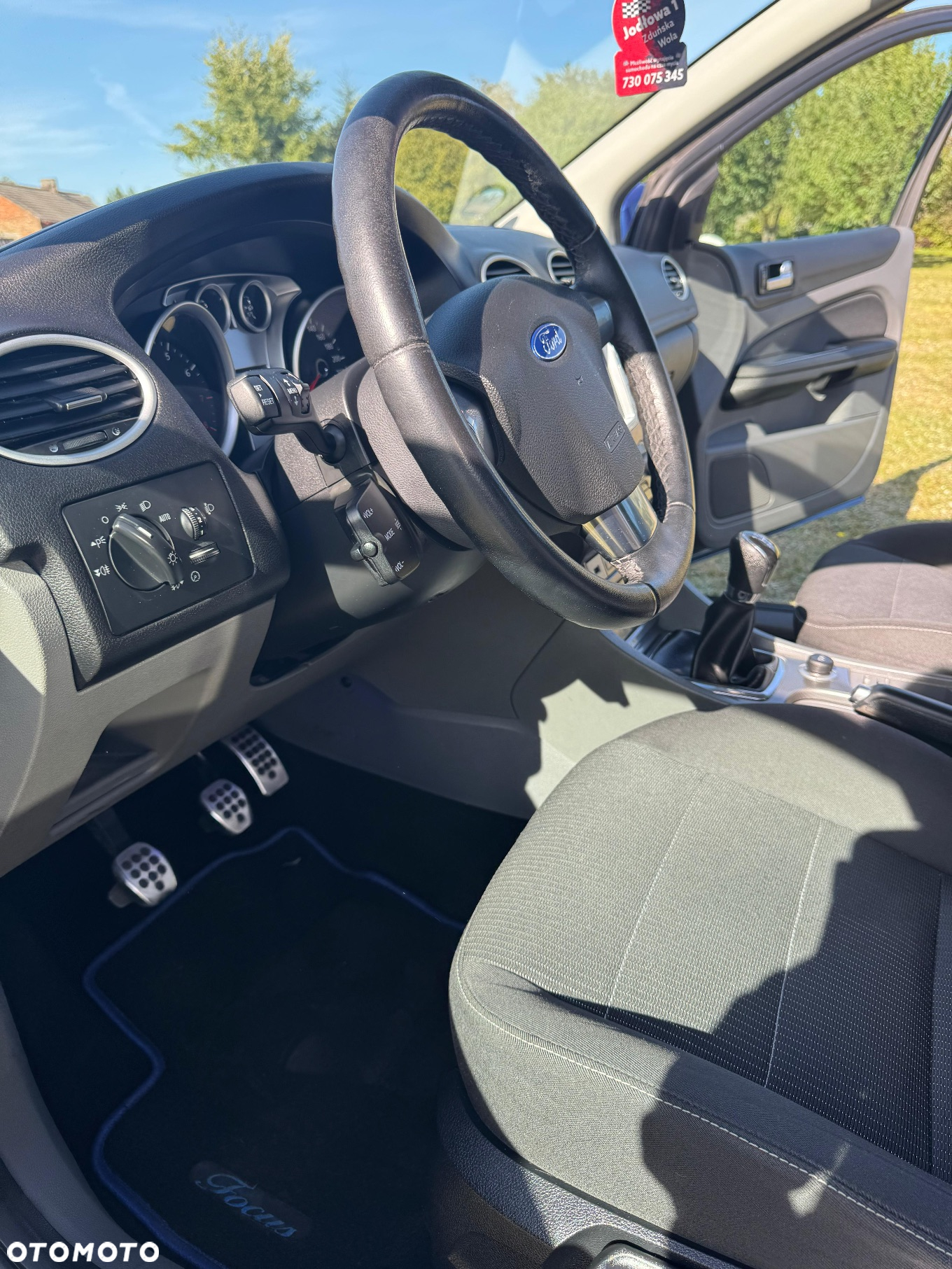 Ford Focus 2.0 16V Titanium - 14