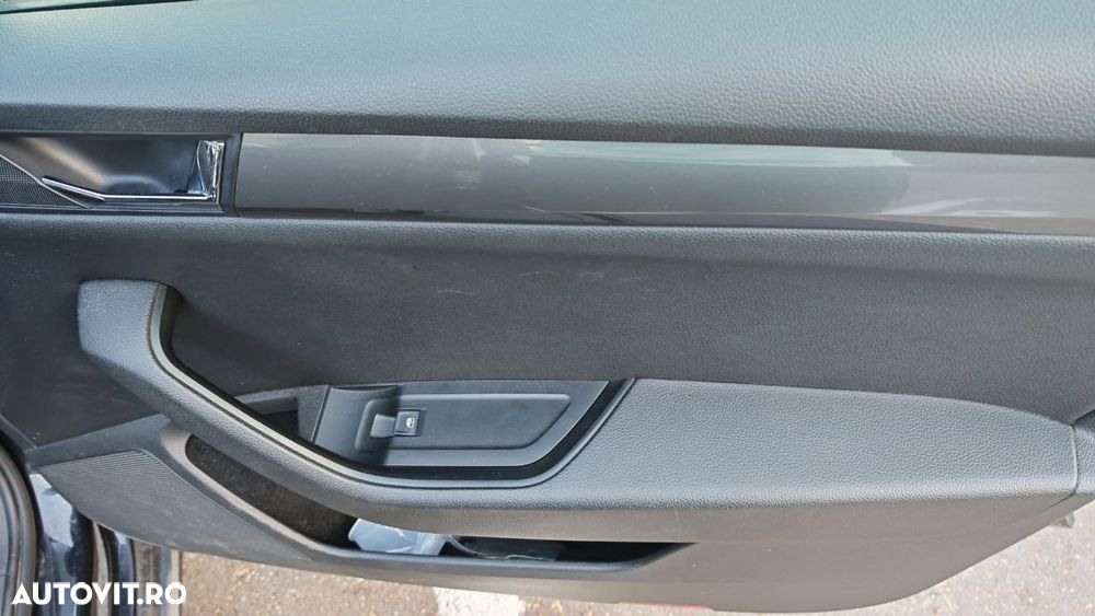 Skoda Superb 2.0 TDI Ambition - 10