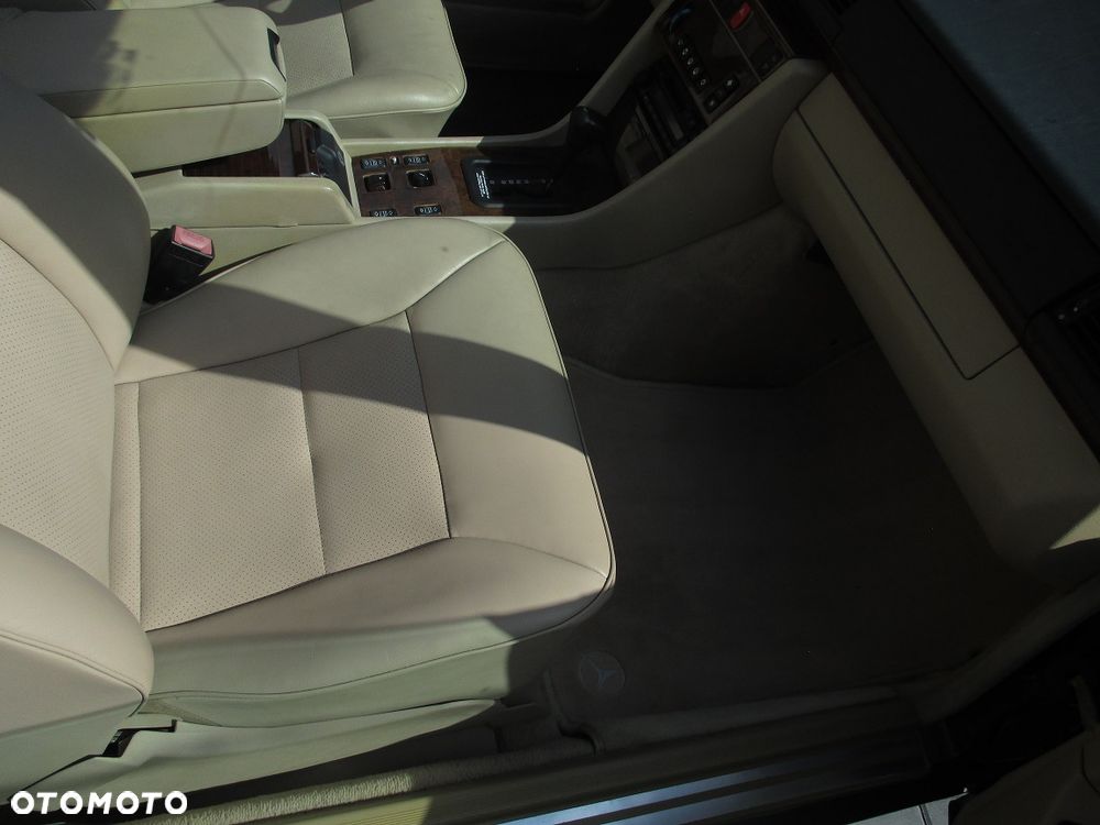 Mercedes-Benz W124 (1984-1993) - 10