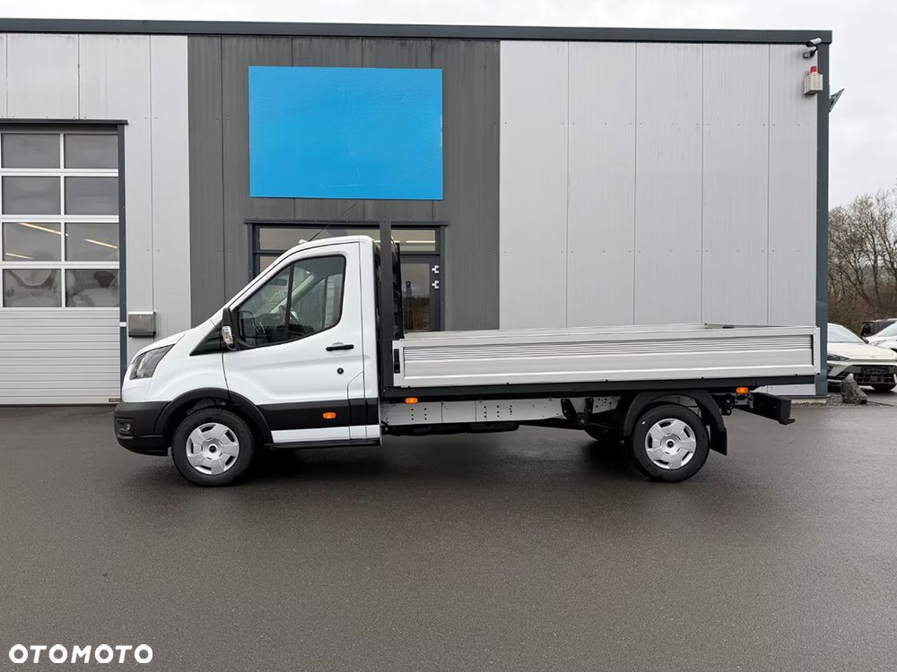 Ford FORD TRANSIT TREND PODWOZIE Z KABINĄ 2.0 ECOBLUE 130KM M6 FWD SKRZYNIA 350 L3 - 7