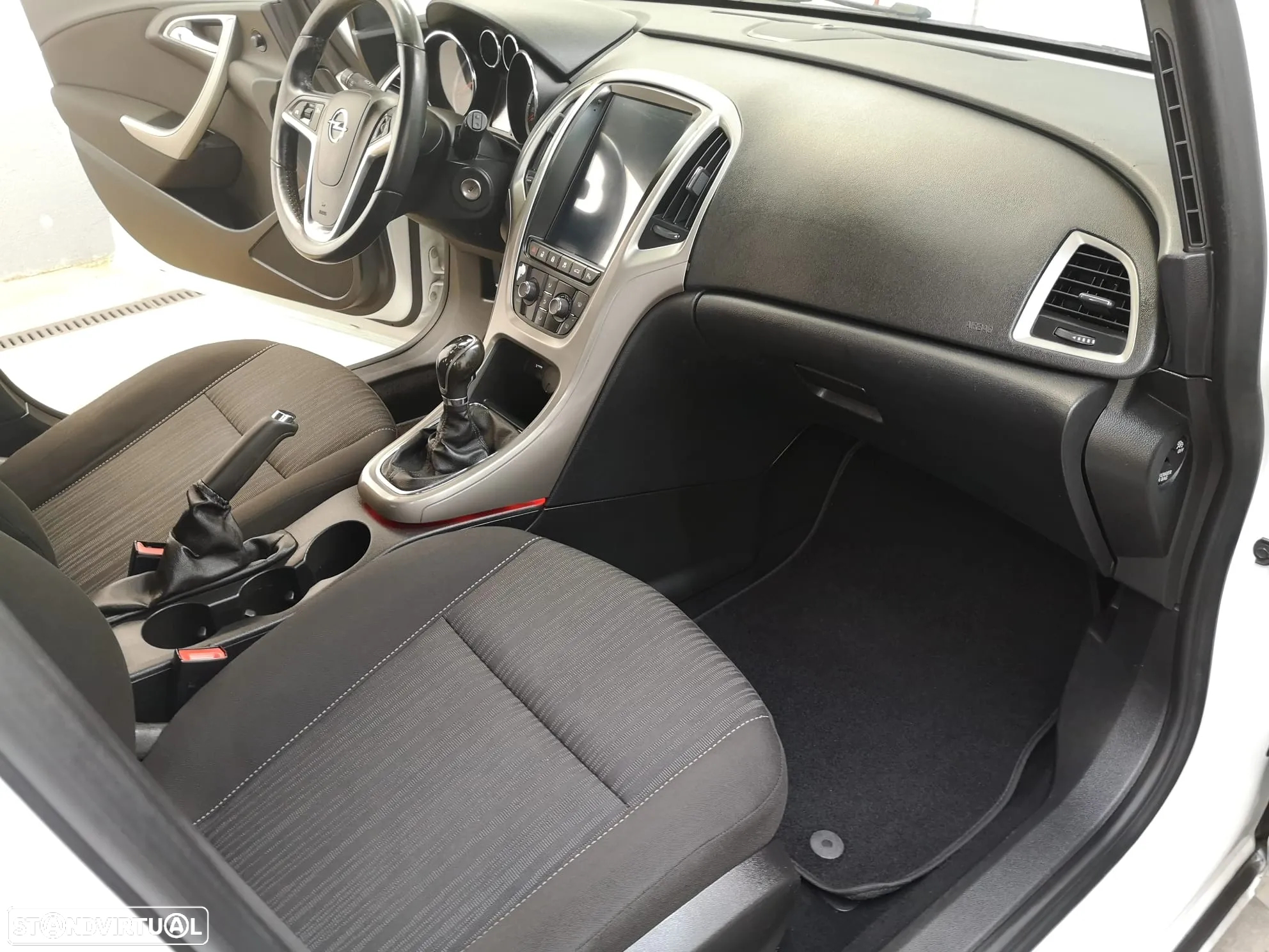 Opel Astra 1.3 CDTi Enjoy - 8