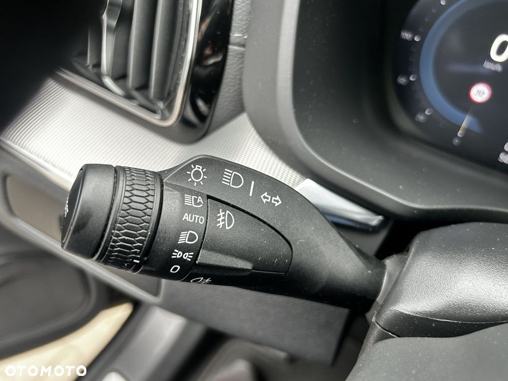 Volvo XC 60 - 24