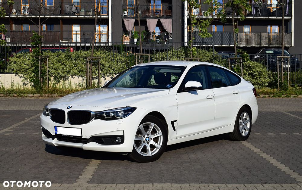 BMW 3GT 320i Advantage - 1