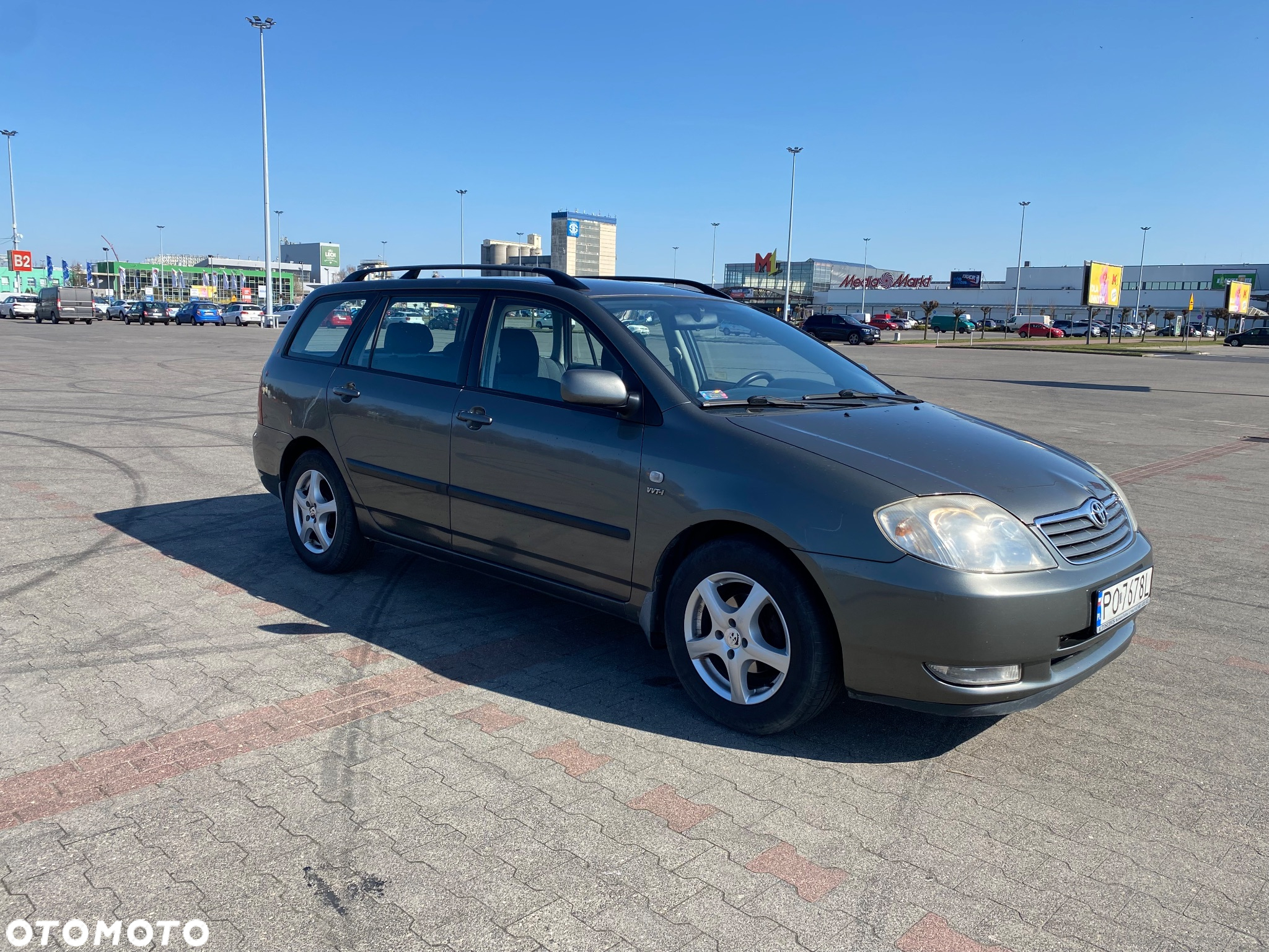Toyota Corolla - 8