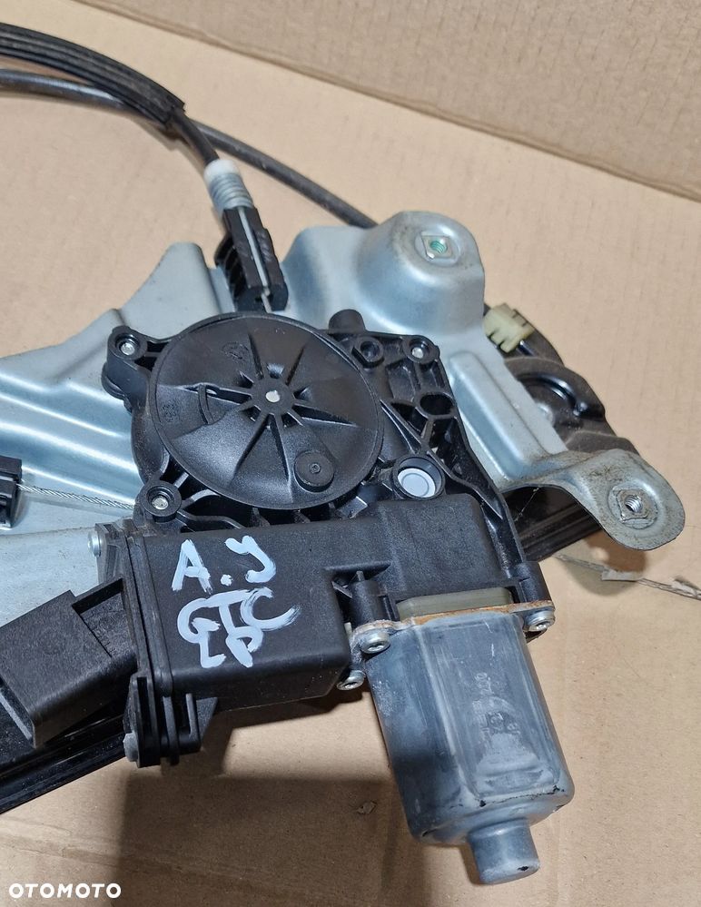 PODNOŚNIK SZYBY LEWY PRZÓD 20951581 OPEL ASTRA IV GTC - 3