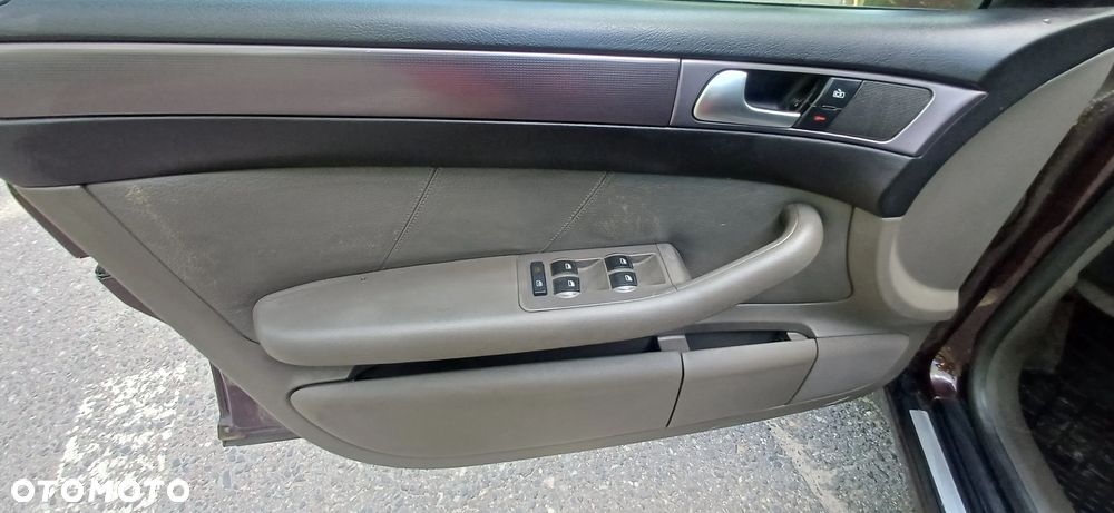 Audi A6 Avant 1.9 TDI - 14