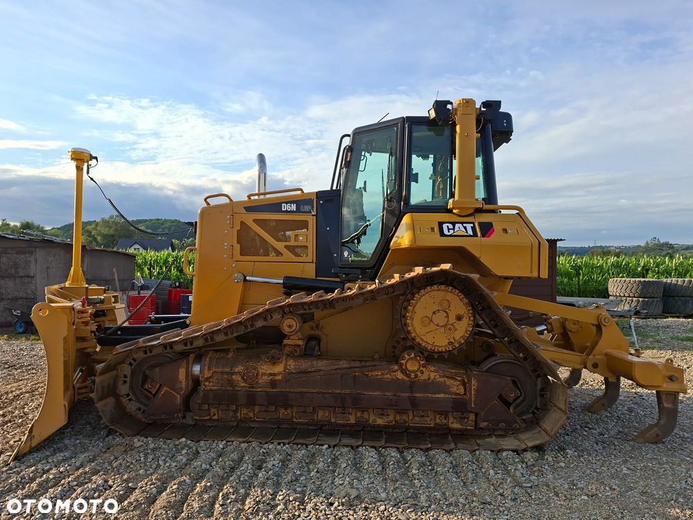 Caterpillar CAT D6 NLPG - 17