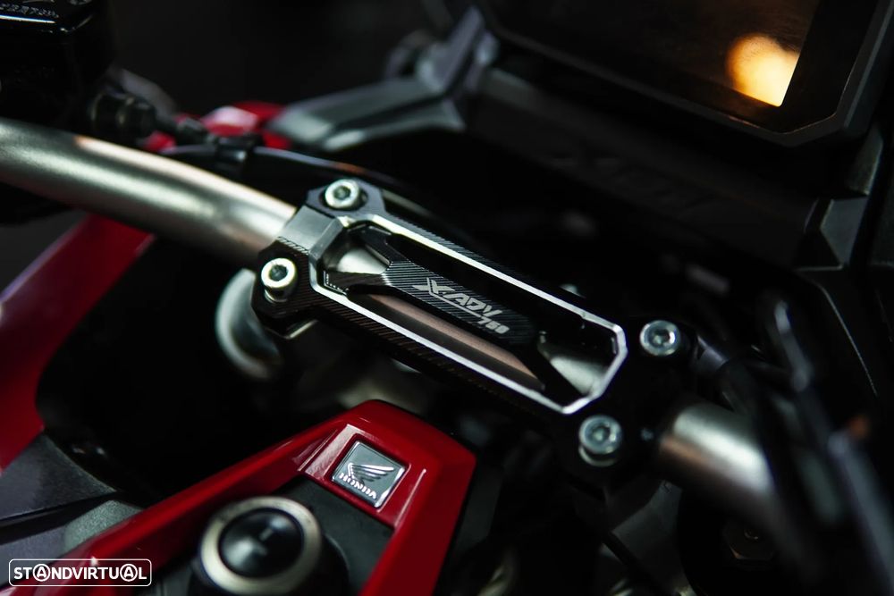 Honda X-ADV 750 - 24