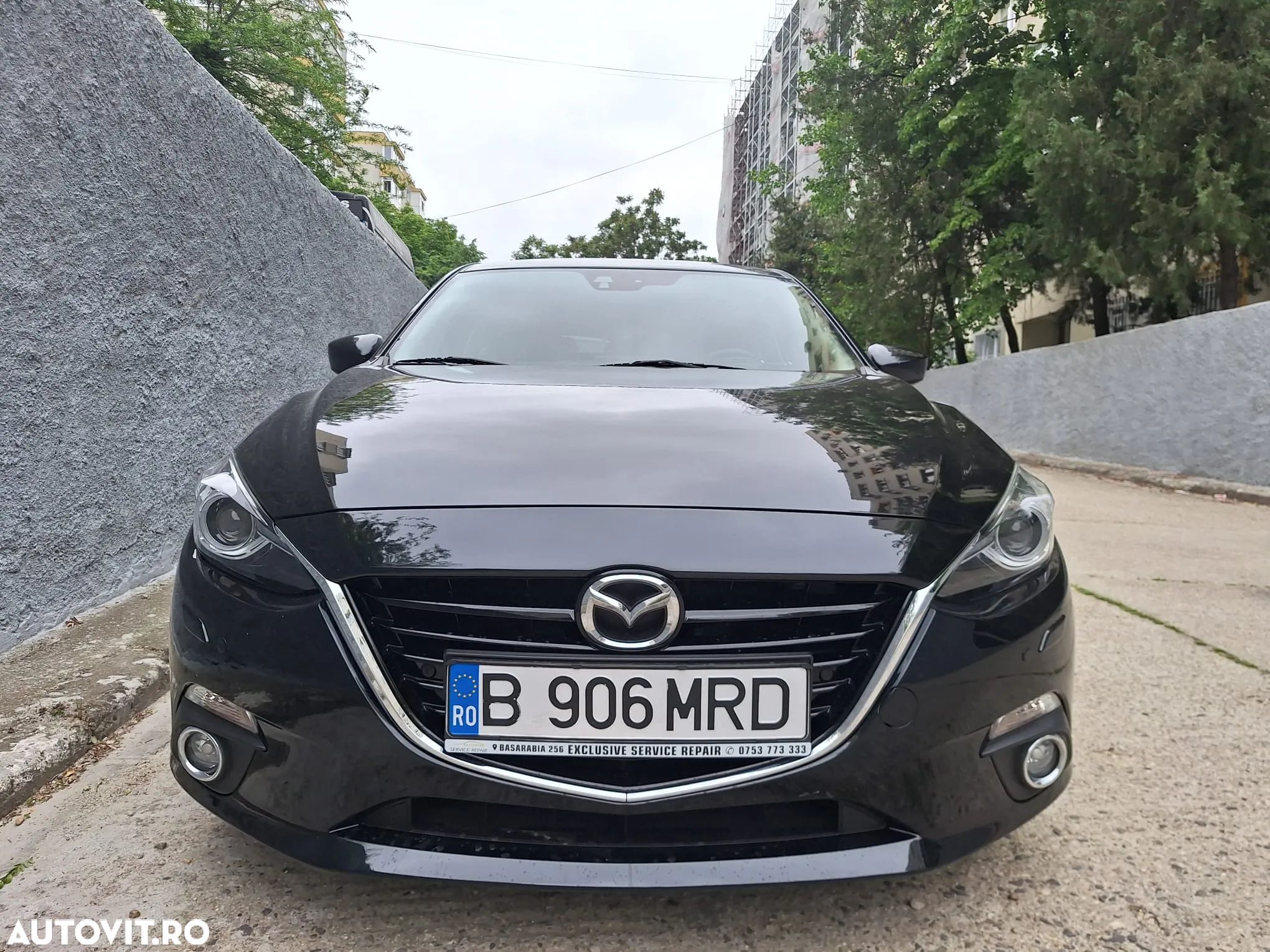Mazda 3 G165 Revolution Top - 1