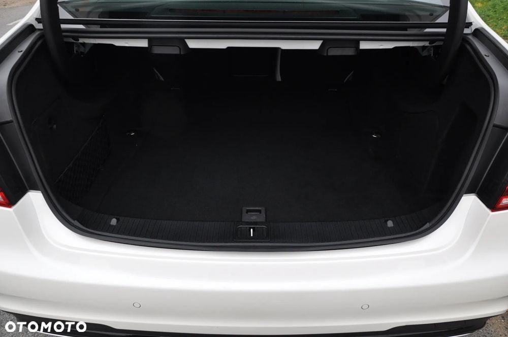 Mercedes-Benz Klasa E 350 BlueTEC 4-Matic Avantgarde - 19