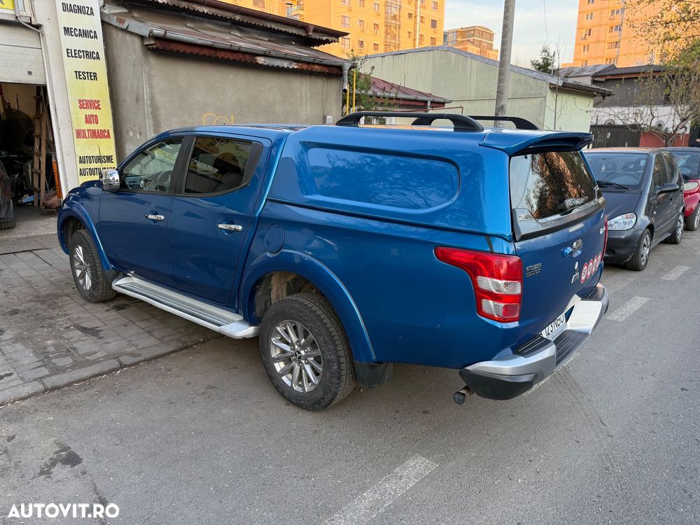 Mitsubishi L200 Double Cab M/T Invite - 19
