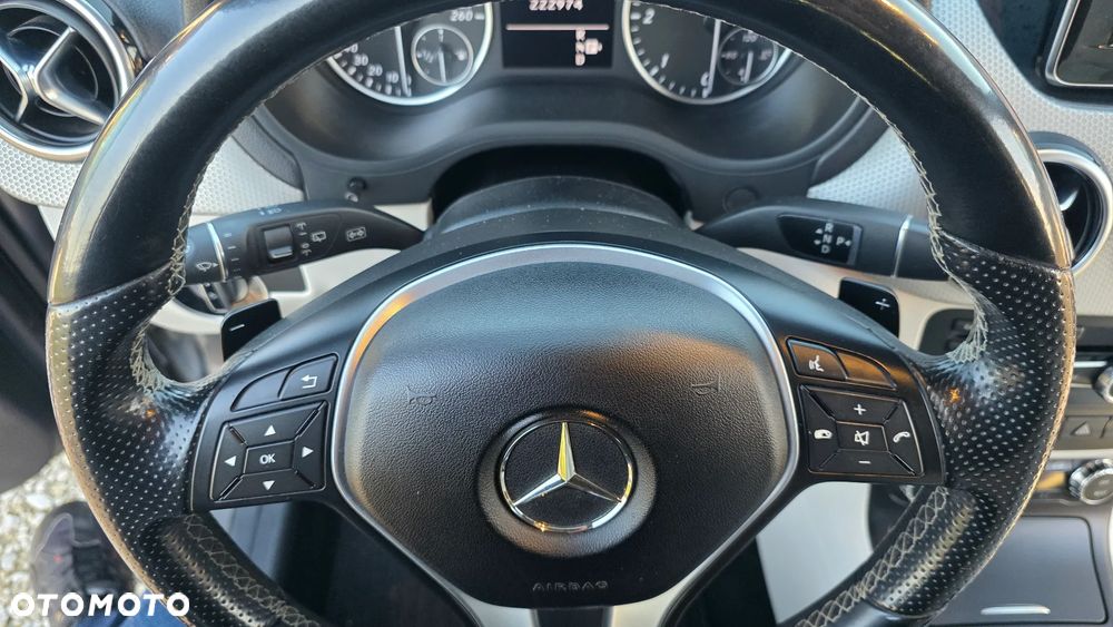 Mercedes-Benz Klasa B - 27