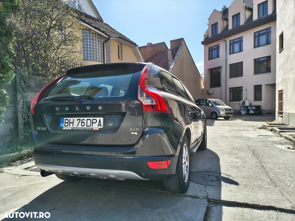Volvo XC 60 2.4D DRIVe - 4