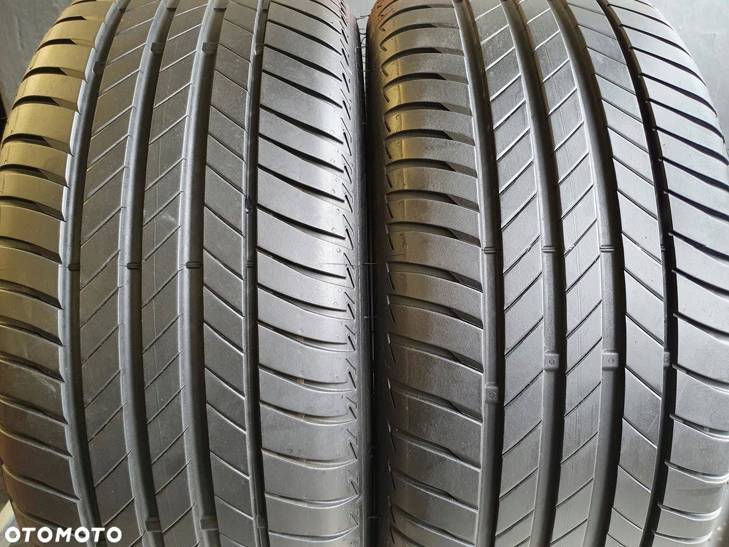 225/45R17 Bridgestone Turanza T005 para lato 6,5mm - 1