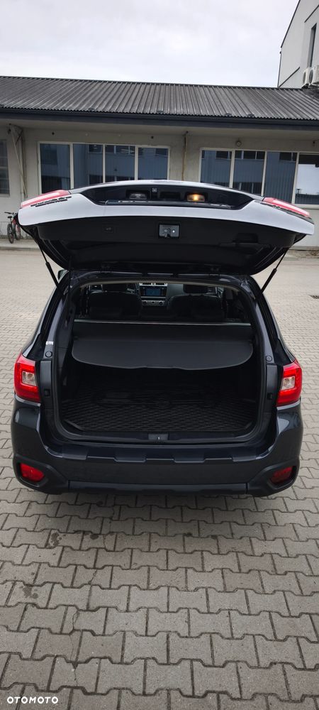 Subaru Outback 2.5i Comfort - 12