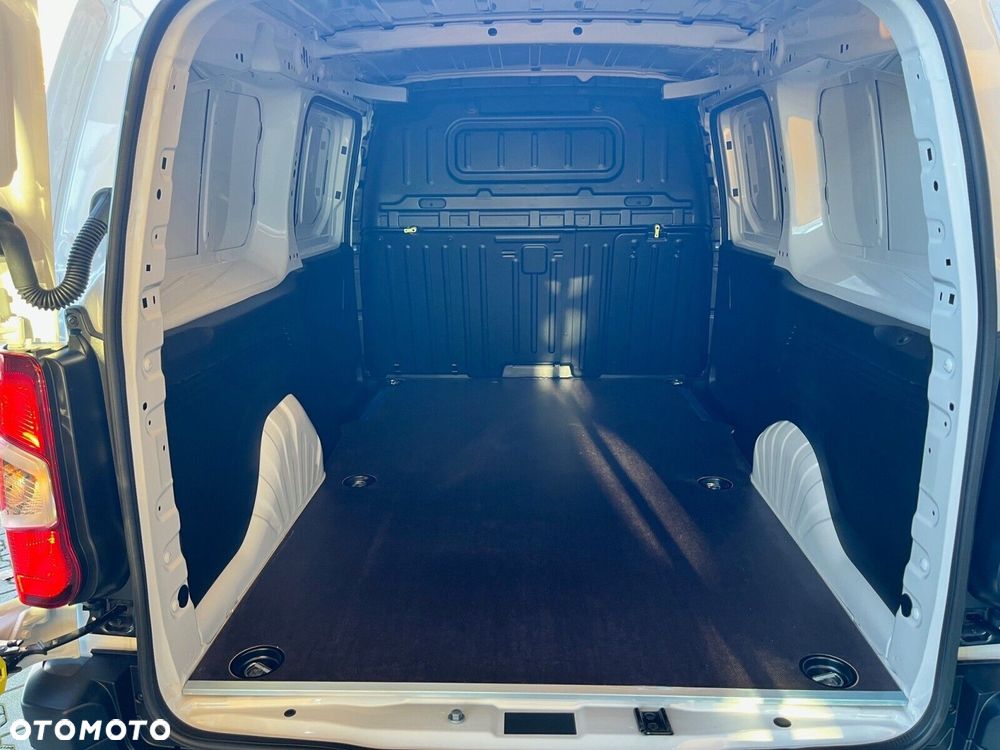 Peugeot partner Furgon XL 1.5 T.Diesel 100KM MT6 - 3