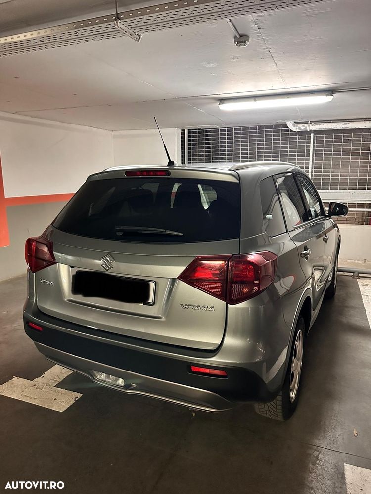 Suzuki Vitara - 8