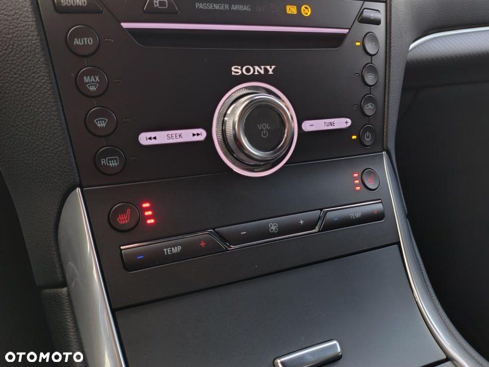 Ford S-Max - 31