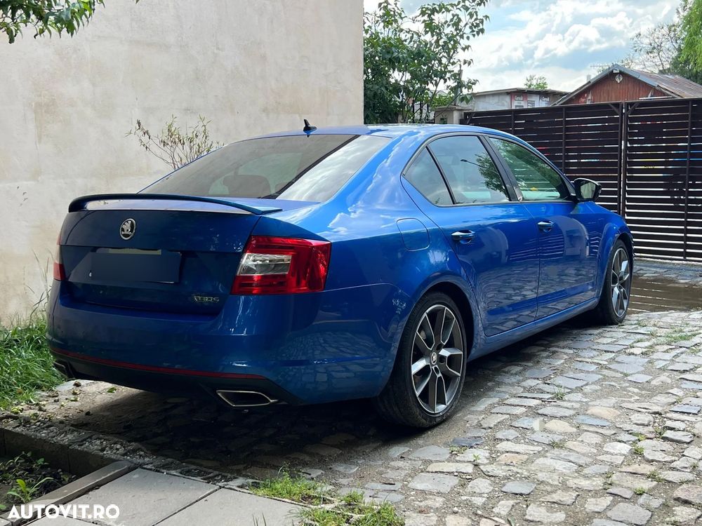 Skoda Octavia 2.0 TDI RS DSG - 10