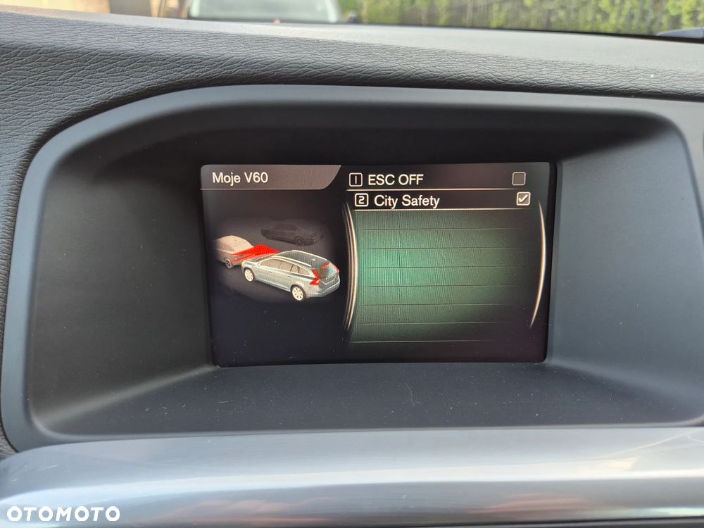 Volvo V60 D2 Drive-E Momentum - 16
