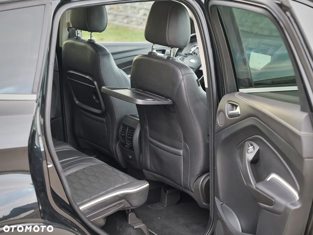 Ford Kuga 2.0 TDCi 4x4 Vignale - 27