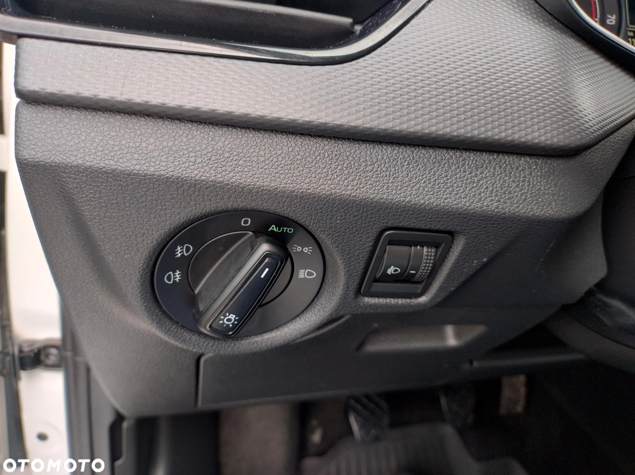 Skoda Scala 1.0 TSI Ambition - 32