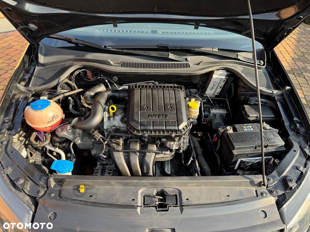 Volkswagen Polo 1.0 Comfortline - 23