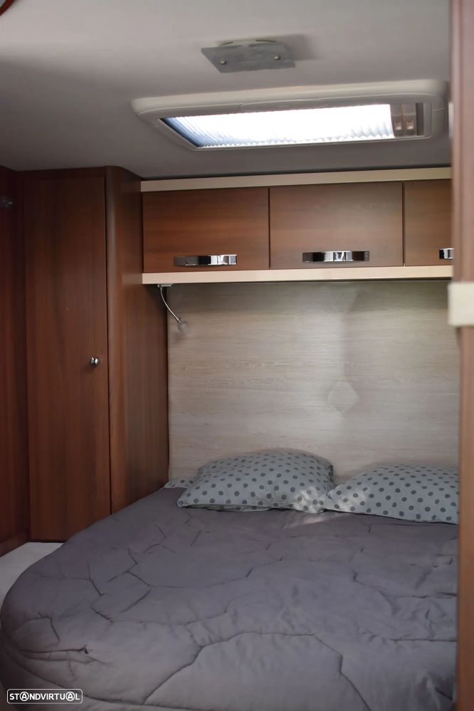 McLouis Nevis 872 - 14