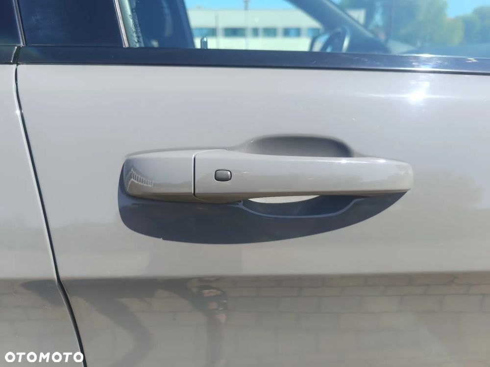 Jeep Grand Cherokee - 19