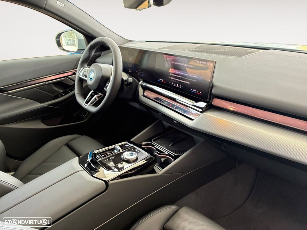 BMW 530 e - 9
