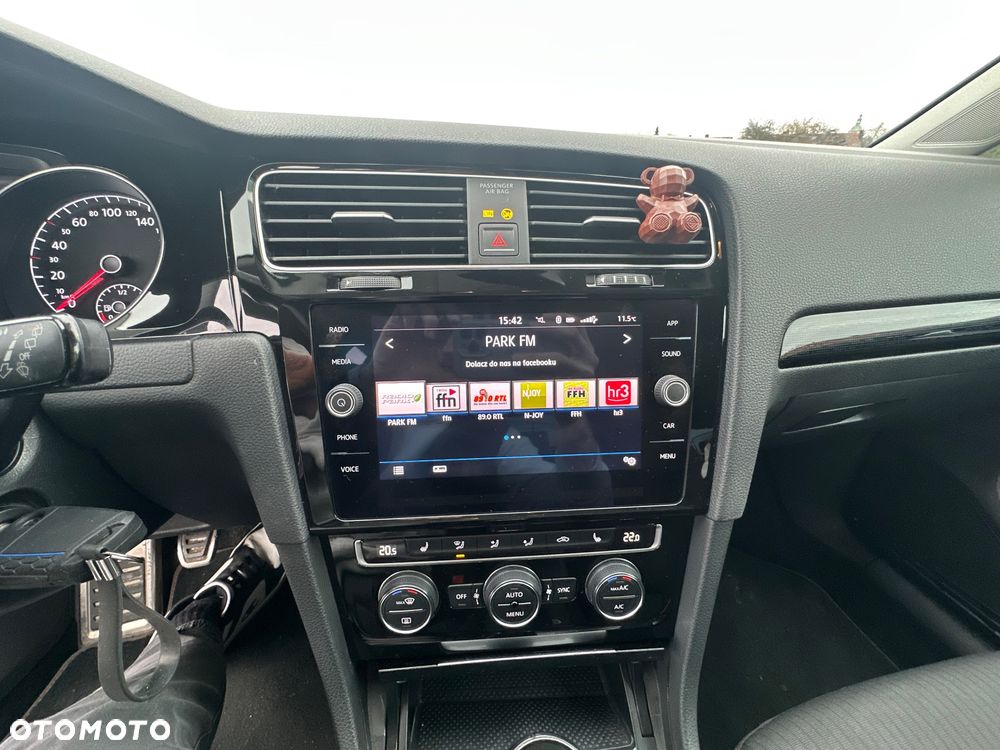 Volkswagen Golf 1.0 TSI Sound - 14