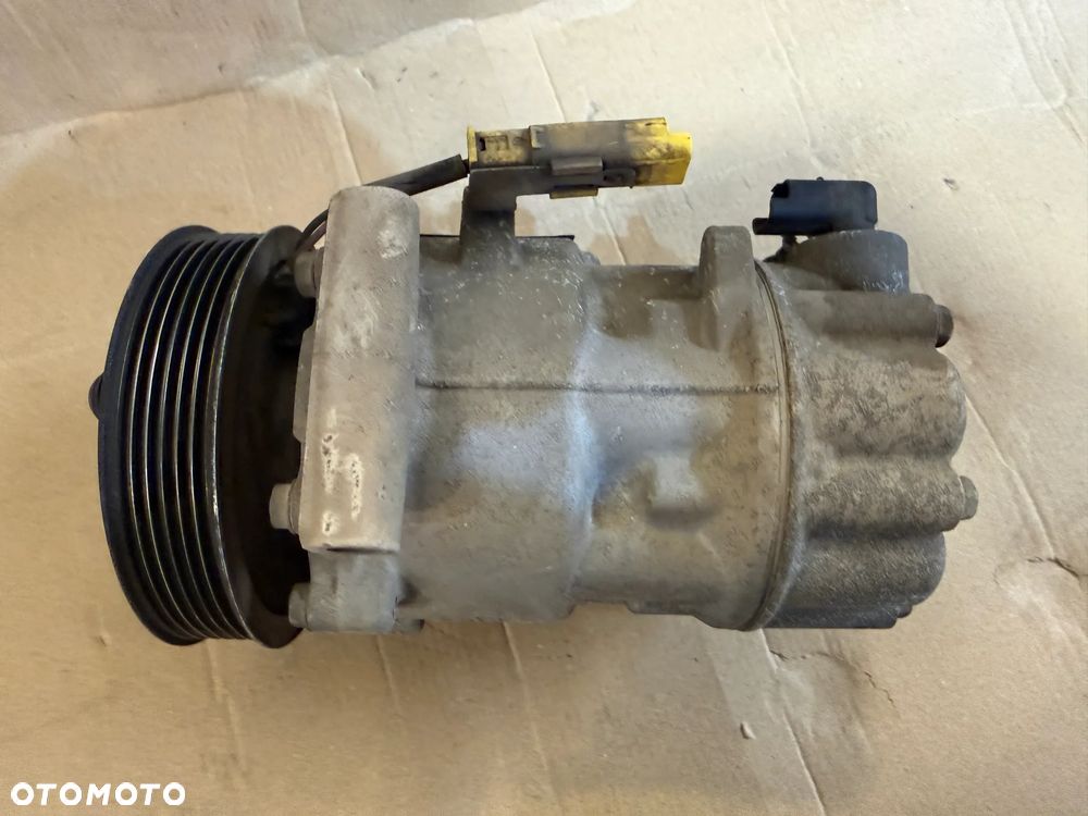 Sprężarka klimatyzacji 9802501780 9802555880 Citroen C4 Cactus - 5
