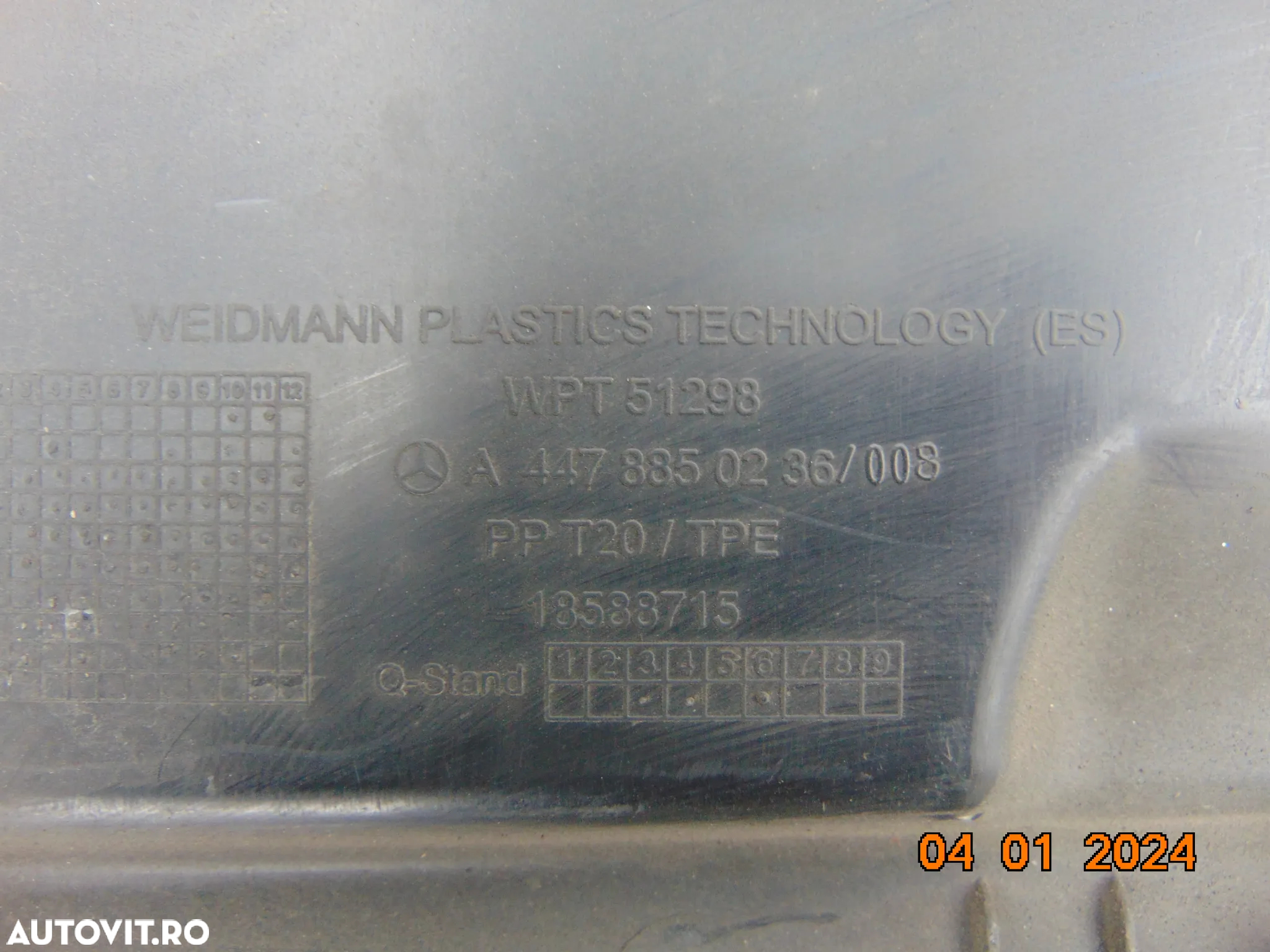 Capac Trager Mercedes Vito w447 viano v class ornament radiatoare bandou superior cod a - 2