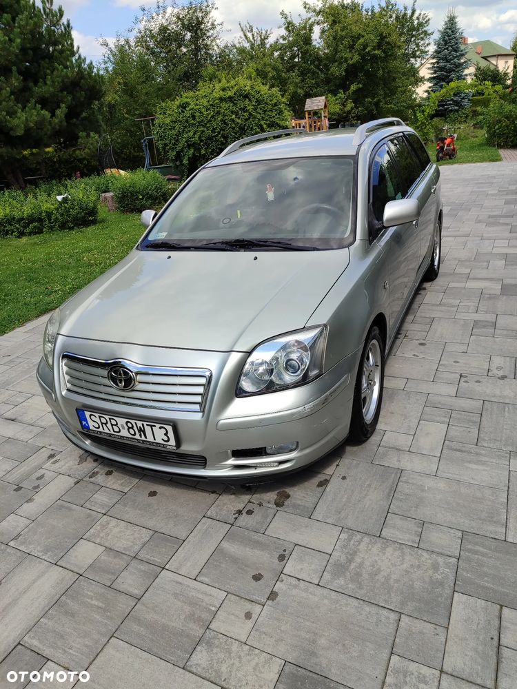 Toyota Avensis 1.6 VVT-i Terra - 4