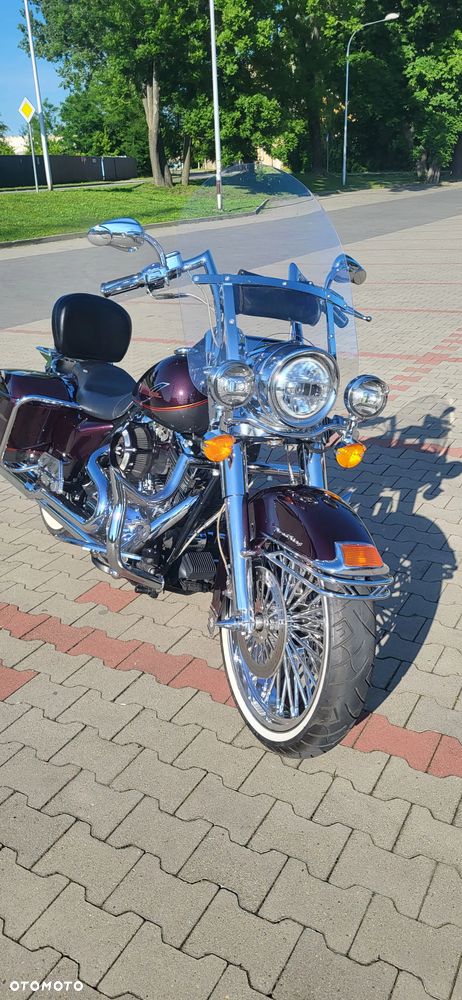 Harley-Davidson Touring Road King - 12