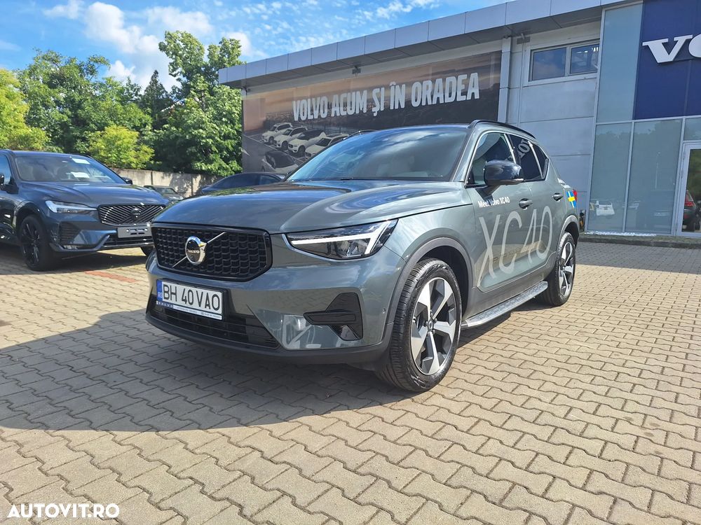 Volvo XC 40 B3 AT FWD MHEV Plus Dark - 3