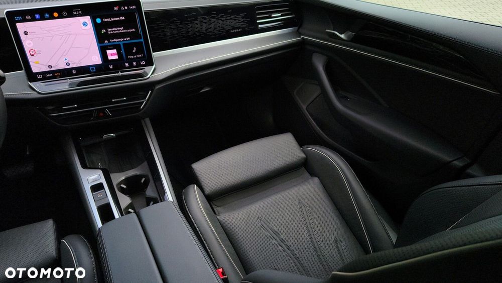Volkswagen Passat - 34