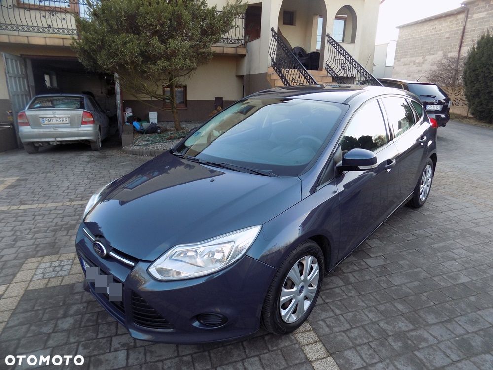 Ford Focus 1.6 Edition - 9