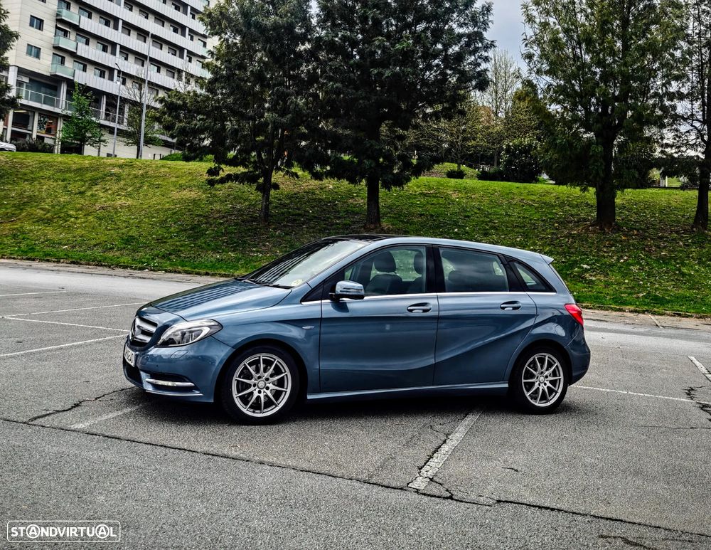 Mercedes-Benz B 200 CDI AMG Line Aut. - 26