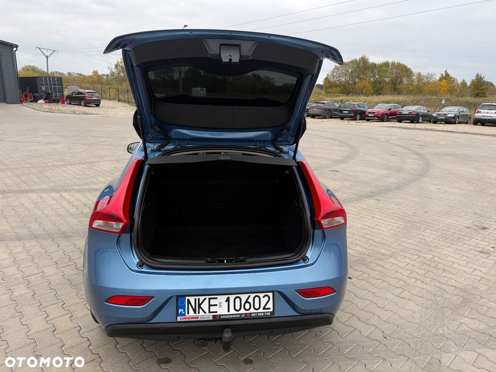 Volvo V40 D2 Momentum - 7