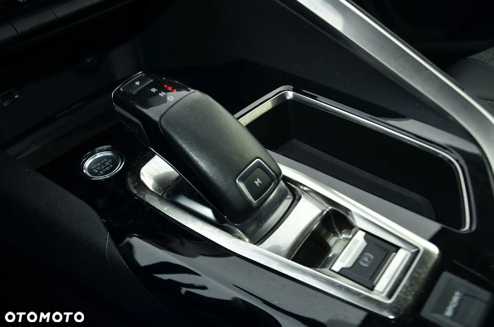 Peugeot 3008 BlueHDi 130 Stop & Start EAT8 Allure - 31