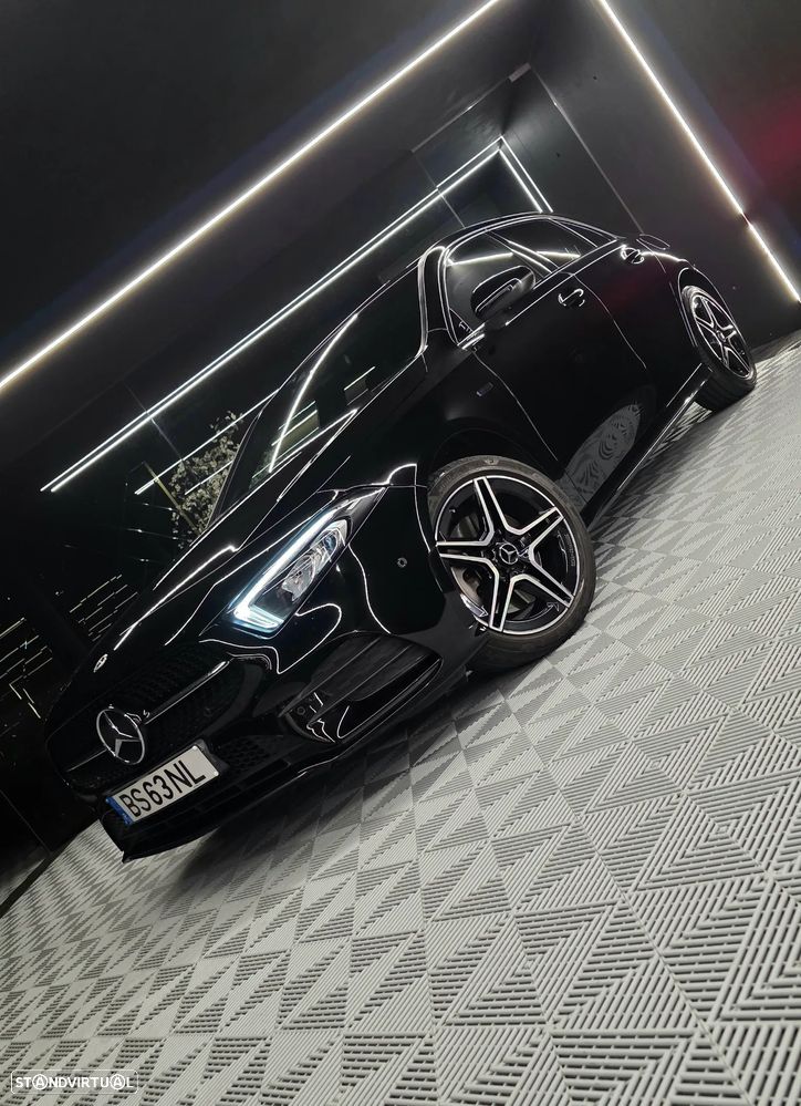 Mercedes-Benz A 250 e AMG Line - 9
