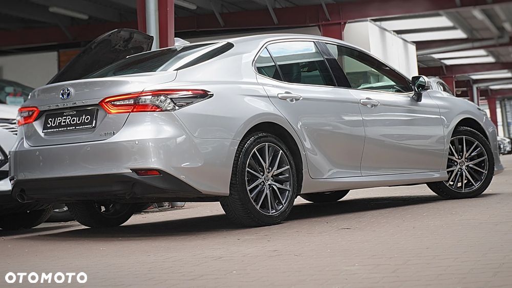 Toyota Camry 2.5 Hybrid Executive CVT - 11