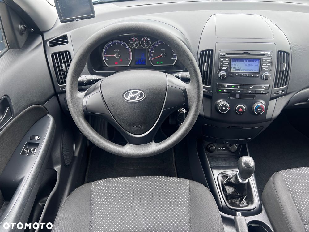 Hyundai i30 1.4 Blue Classic - 26