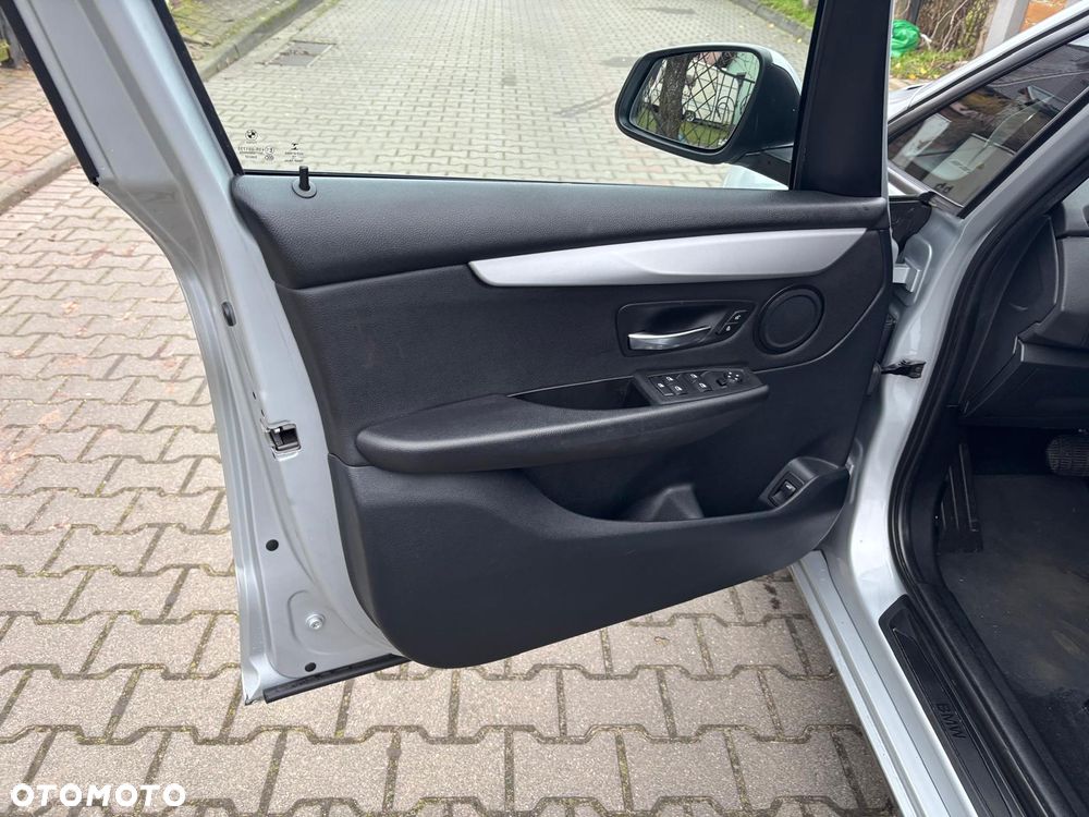 BMW Seria 2 218d Luxury Line sport - 10