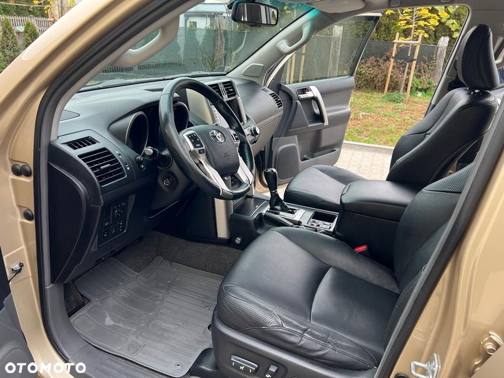 Toyota Land Cruiser LC 3.0 D-4D Prestige - 15